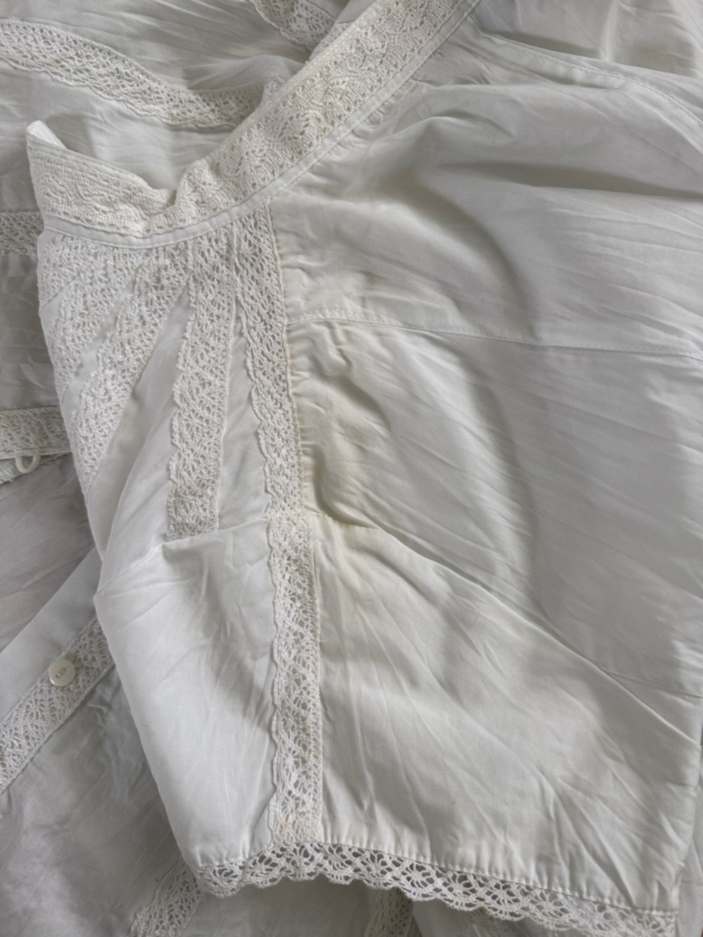 Vintage 80s 90s Cottagecore Milkmaid Coquette White Lace-Trim Button Up Blouse - Picture 13 of 15